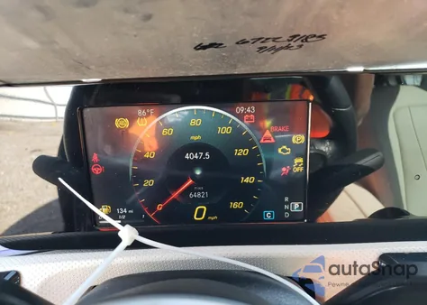 2019 Mercedes-Benz A 220 z USA, uszkodzony, nr VIN WDD3G4EB9KW019789